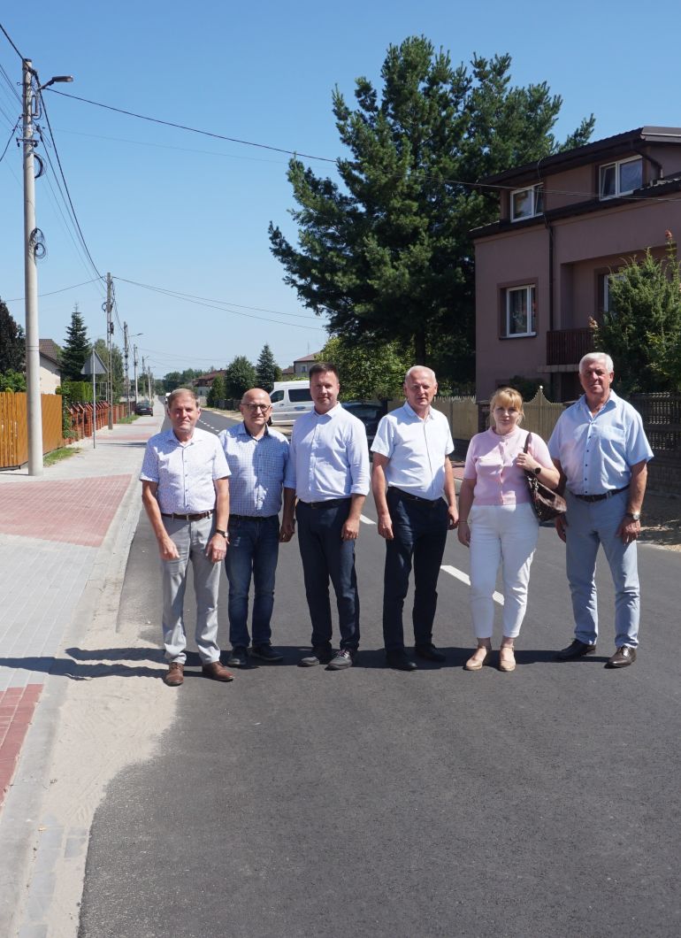 Nowa jakość na trasie Lgota Mała – Teklinów. Oficjalny odbiór przebudowanej drogi powiatowej nr 1116 S